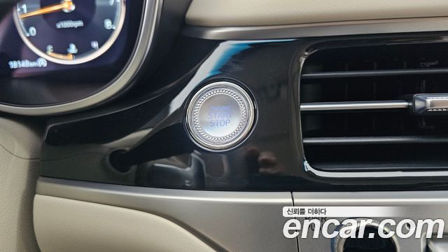 Genesis G70 Gasoline 2.5T 2WD 2024 — фото 16