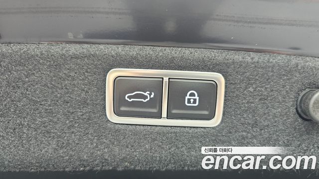 Genesis G70 Gasoline 2.5T 2WD 2024 — фото 20