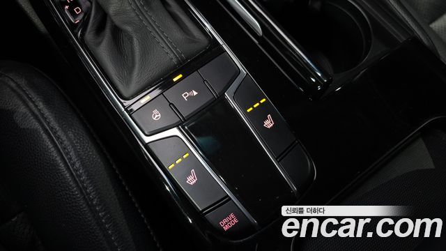 Kia K7 3.0 LPI Luxury (Rental Car) 2017 — фото 18