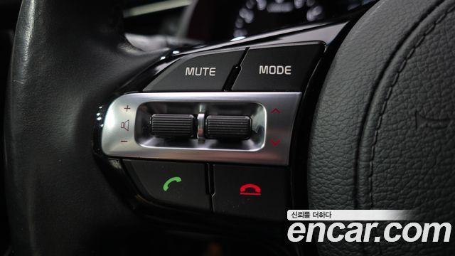 Kia K7 3.0 LPI Luxury (Rental Car) 2017 — фото 30