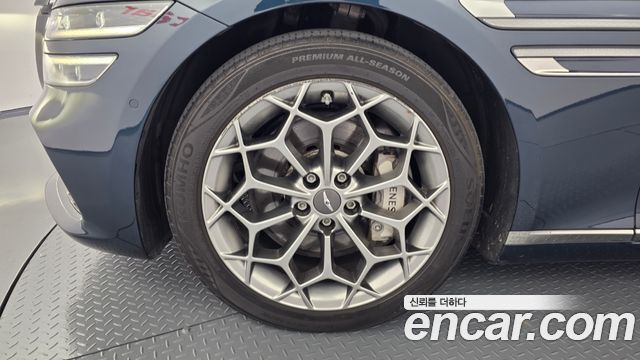 Genesis G80 (RG3) Gasoline 2.5 Turbo AWD 2022 — фото 5