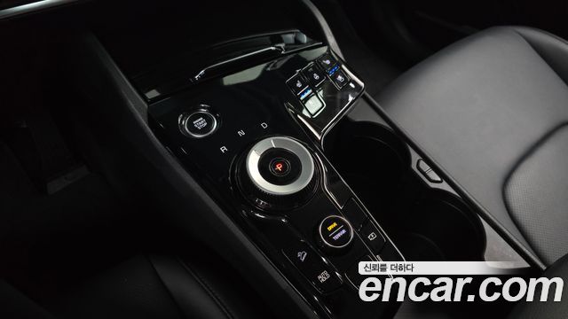 Kia Sportage Hybrid (V) Prestige 2023 — фото 9