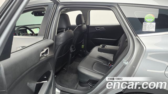Kia Sportage Hybrid (V) Prestige 2023 — фото 11