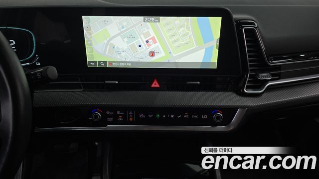 Kia Sportage Hybrid (V) Prestige 2023 — фото 12