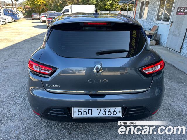 Renault Korea Clio Intens 2019 — фото 4