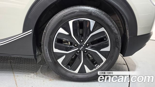 Kia EV6 Long Range Air 2022 — фото 21