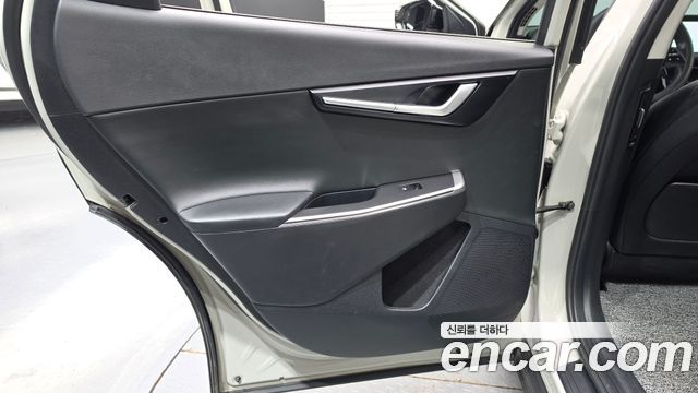 Kia EV6 Long Range Air 2022 — фото 25