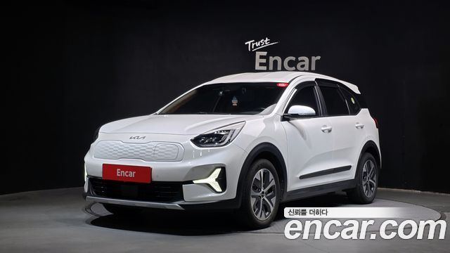 Kia Niro Plus Air (Taxi Trim) 2024 — фото 1