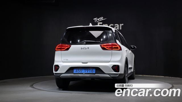 Kia Niro Plus Air (Taxi Trim) 2024 — фото 4