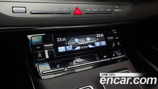 Hyundai Grandeur (IG) 2.5 Exclusice 2023 — фото 32