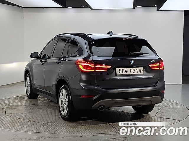 BMW X1 (F48) xDrive 18d 2016 — фото 3