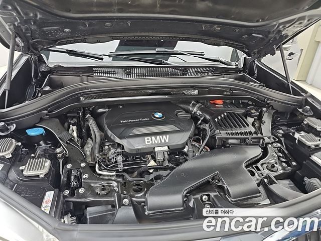 BMW X1 (F48) xDrive 18d 2016 — фото 6