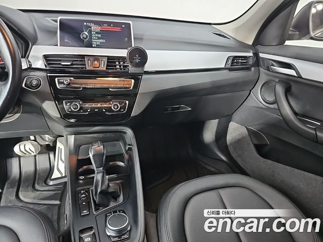 BMW X1 (F48) xDrive 18d 2016 — фото 10