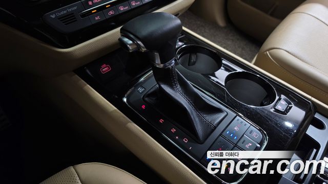 Kia Carnival Gasoline 7-seater Hi-Limousine President 2018 — фото 9