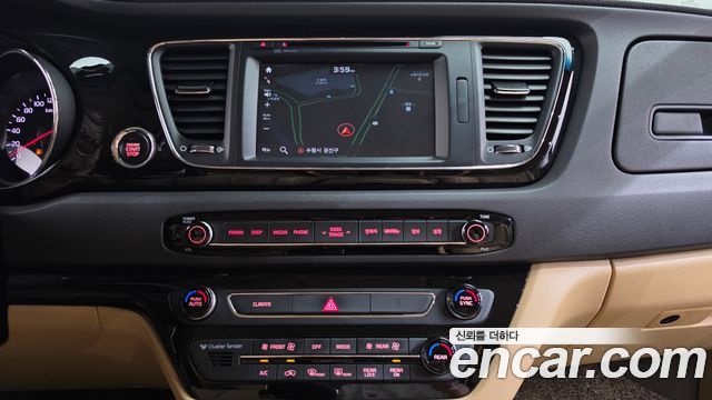Kia Carnival Gasoline 7-seater Hi-Limousine President 2018 — фото 13