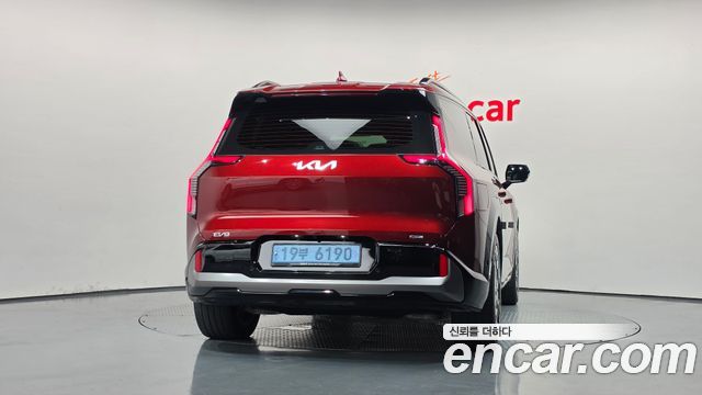 Kia EV9 Long Range 4WD GT Line 2025 — фото 4
