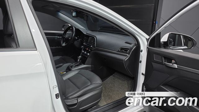 Hyundai Avante (AD) 1.6 Smart 2020 — фото 11