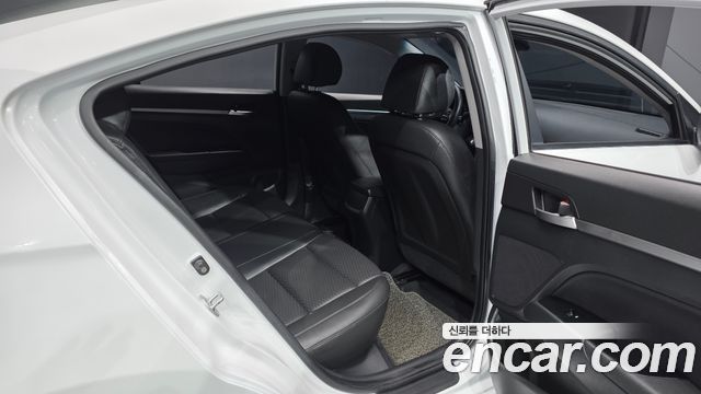 Hyundai Avante (AD) 1.6 Smart 2020 — фото 12