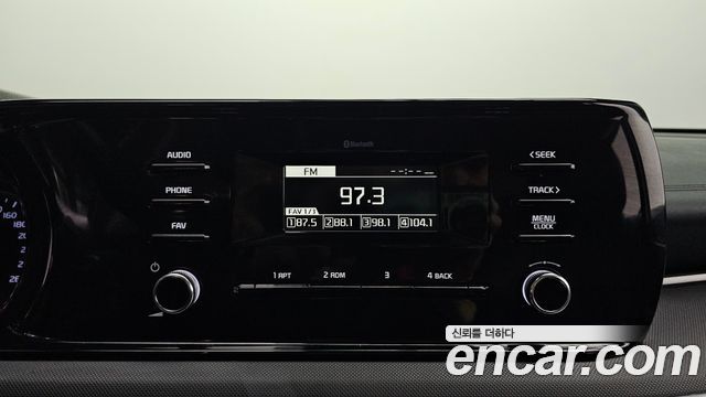 Kia K5 (III) 2.0 Trendy 2023 — фото 18