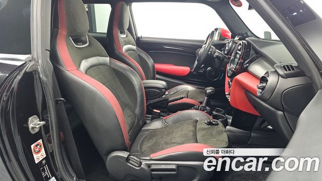 MINI Cooper S JCW 3rd Generation 2018 — фото 11