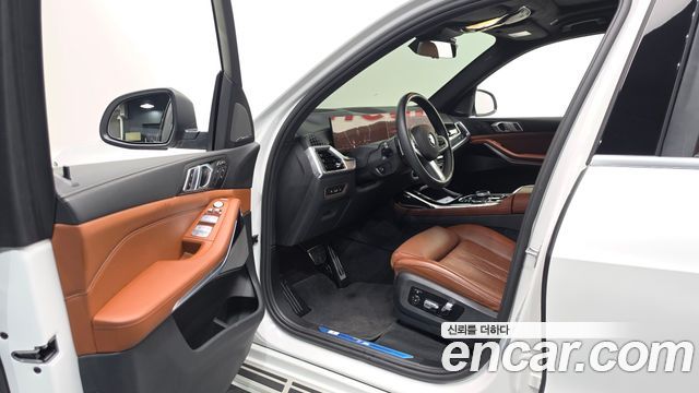 BMW X7 (G07) xDrive 40i M Sport 6STR 2024 — фото 10