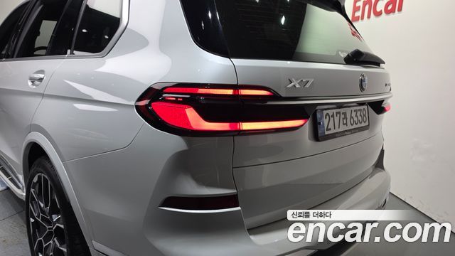 BMW X7 (G07) xDrive 40i M Sport 6STR 2024 — фото 23