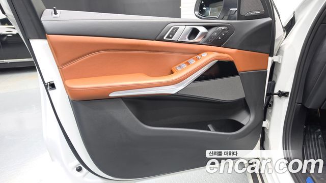 BMW X7 (G07) xDrive 40i M Sport 6STR 2024 — фото 24