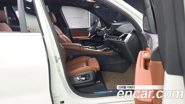 BMW X7 (G07) xDrive 40i M Sport 6STR 2024 — фото 26