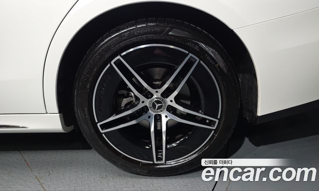 Mercedes-Benz E-Class (W214) E200 AMG Line 2026 — фото 21