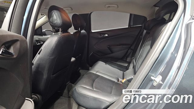 Chevrolet Cruze 1.4 Turbo LS 2017 — фото 12
