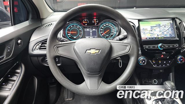 Chevrolet Cruze 1.4 Turbo LS 2017 — фото 13