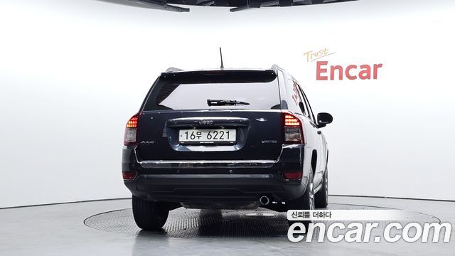 Jeep Compass 2.4 Limited 1st 2014 — фото 4