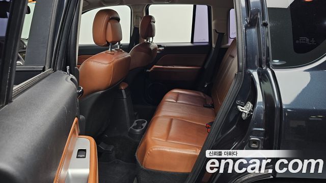 Jeep Compass 2.4 Limited 1st 2014 — фото 12