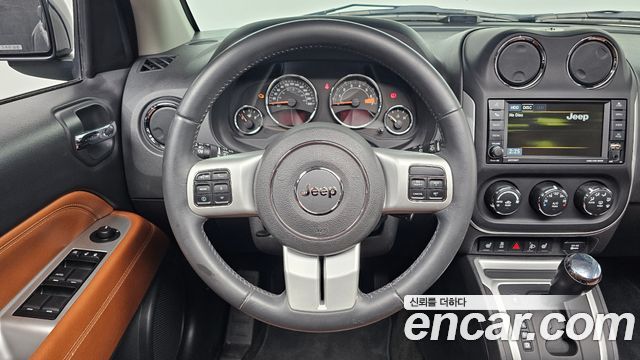 Jeep Compass 2.4 Limited 1st 2014 — фото 13