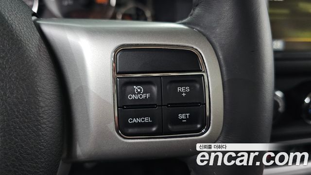 Jeep Compass 2.4 Limited 1st 2014 — фото 17