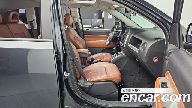 Jeep Compass 2.4 Limited 1st 2014 — фото 26