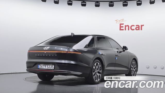 Hyundai Grandeur (GN7) 2,5 Gasoline 2WD Exclusive 2023 — фото 2