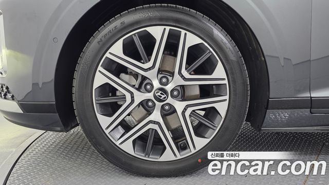 Hyundai Grandeur (GN7) 2,5 Gasoline 2WD Exclusive 2023 — фото 5
