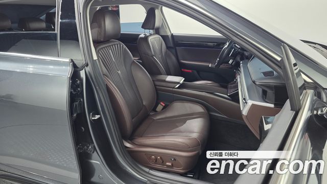 Hyundai Grandeur (GN7) 2,5 Gasoline 2WD Exclusive 2023 — фото 26
