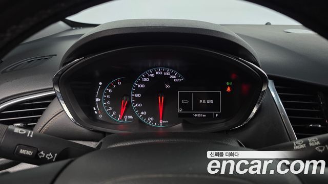 Chevrolet Trax 1.4 Premier 2018 — фото 8