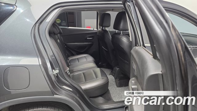 Chevrolet Trax 1.4 Premier 2018 — фото 12