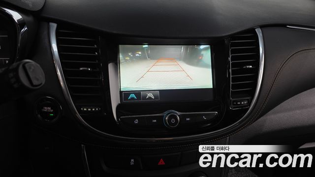 Chevrolet Trax 1.4 Premier 2018 — фото 15