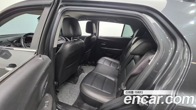 Chevrolet Trax 1.4 Premier 2018 — фото 26