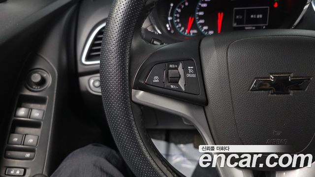 Chevrolet Trax 1.4 Premier 2018 — фото 31