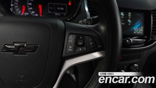 Chevrolet Trax 1.4 Premier 2018 — фото 32