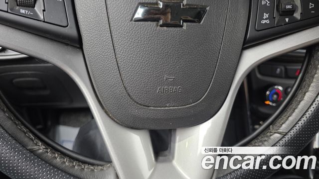 Chevrolet Trax 1.4 Premier 2018 — фото 33