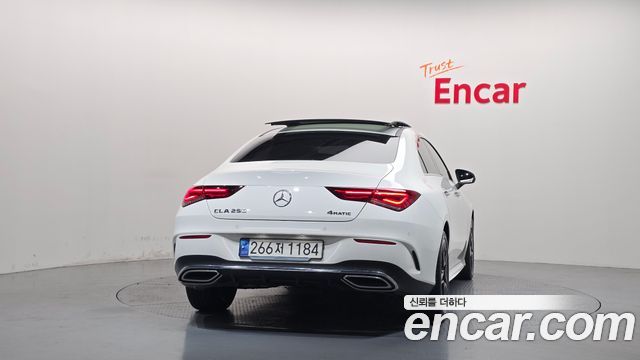 Mercedes-Benz CLA-Class (C118) CLA250 4MATIC 2023 — фото 4