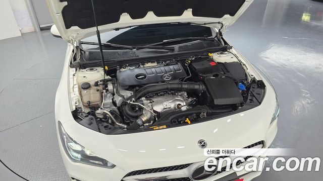 Mercedes-Benz CLA-Class (C118) CLA250 4MATIC 2023 — фото 6