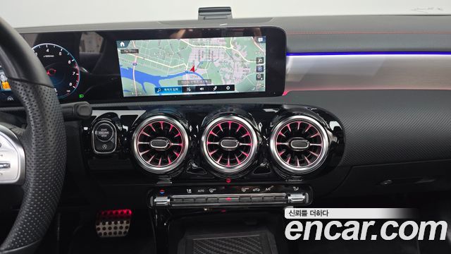 Mercedes-Benz CLA-Class (C118) CLA250 4MATIC 2023 — фото 12
