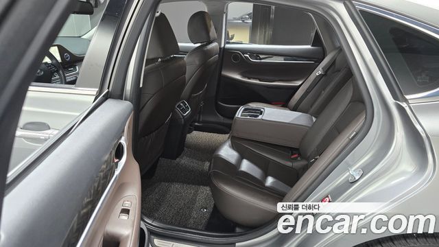 Hyundai Grandeur (IG) 2.4 Premium 2017 — фото 12